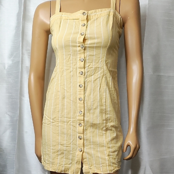 Forever‎ 21 Yellow Buttoned Sundress Mini - Picture 1 of 8